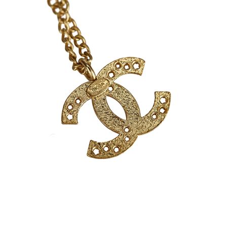 pendentif chanel pas cher|chanel collier sale.